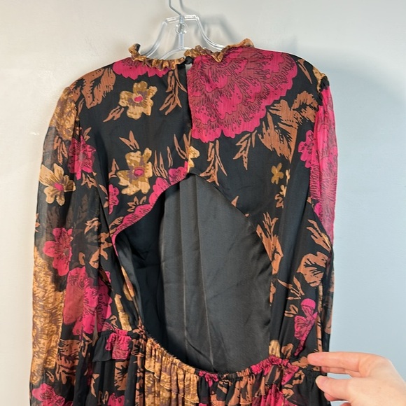 Anthropologie Porridge Black Puff Sleeve Open Back Floral Chiffon Dress Size 1X - Picture 16 of 16